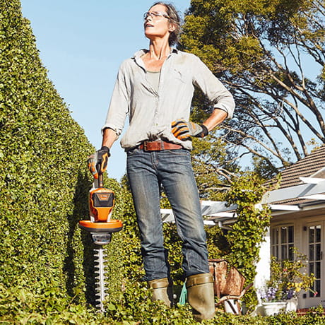 Nożyce akumulatorowe Stihl HSA 56, z AK 10 + AL 101 - obrazek 3